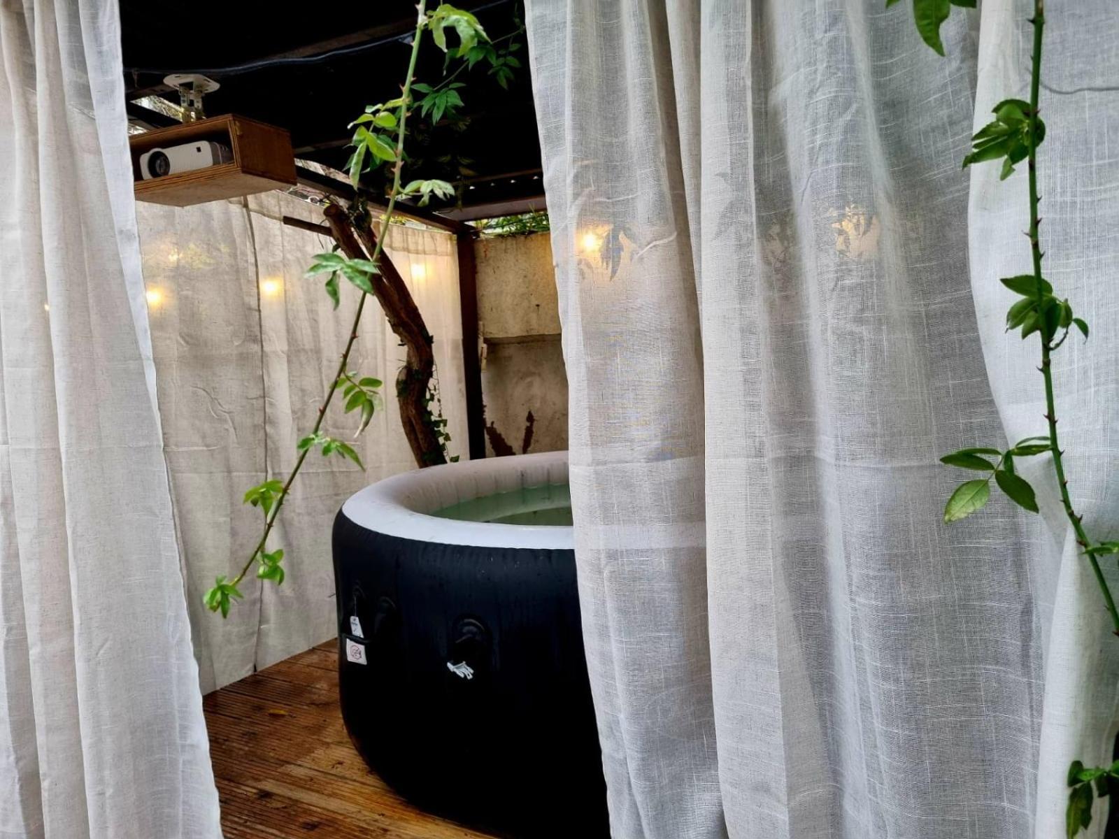 Double Room W/Projector & Garden Hot Tub 런던 외부 사진